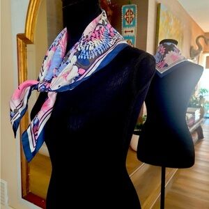 Stunning scarf a must have for your wardrobe!